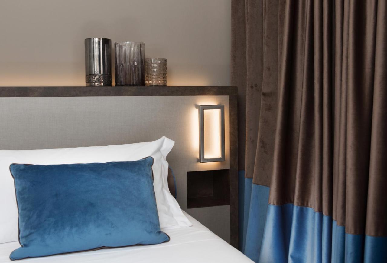 Hotel Continental リミニ エクステリア 写真
